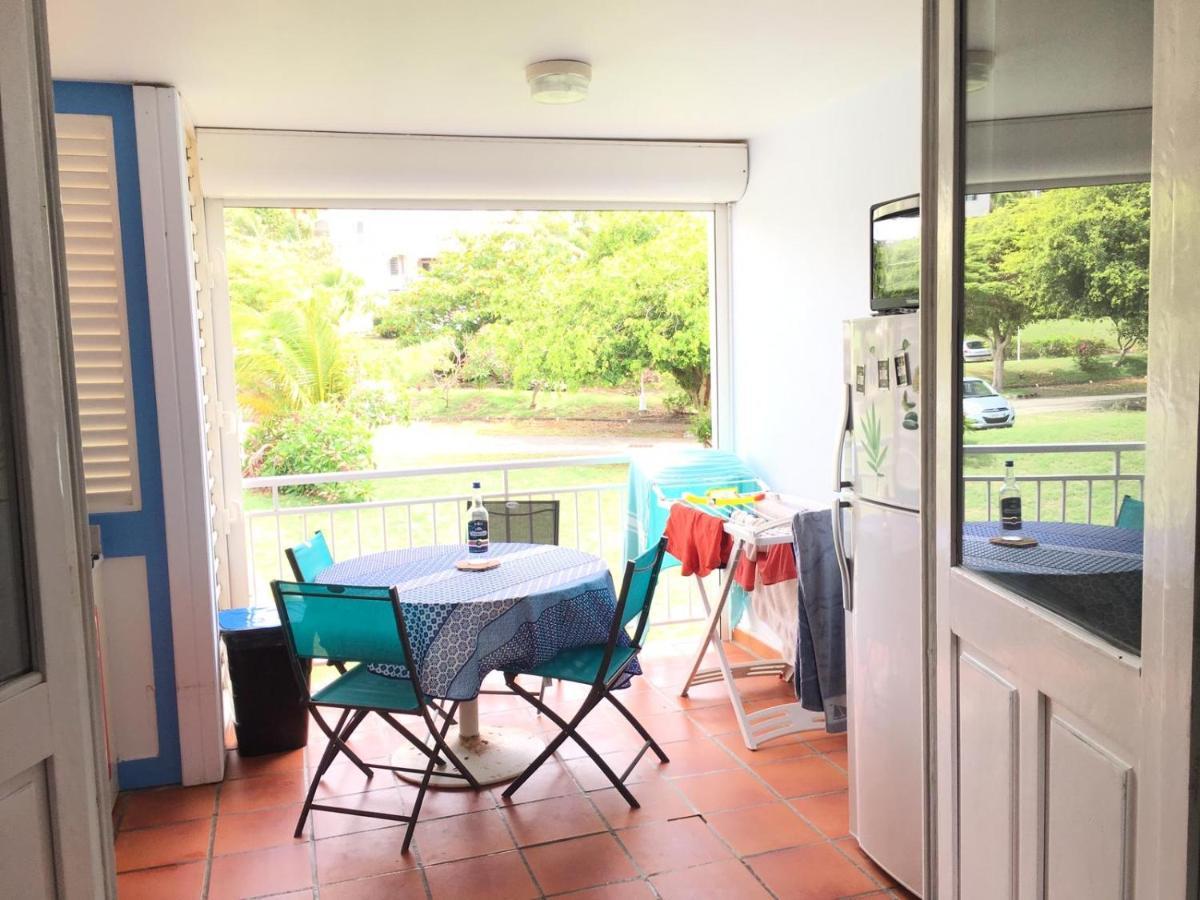 Appartement Studio Anse des Rochers AR-MEN, piscine, plage, tennis à Saint-Francois  Extérieur photo